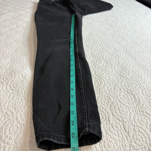 Everlane Women's High Rise Jeans in Charcoal - Picture 8 of 12